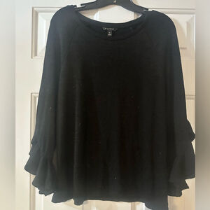 Banana Republic Ruffle Sleeve Sweater in Black. Size medium